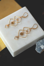 Load image into Gallery viewer, Earrings Olympe